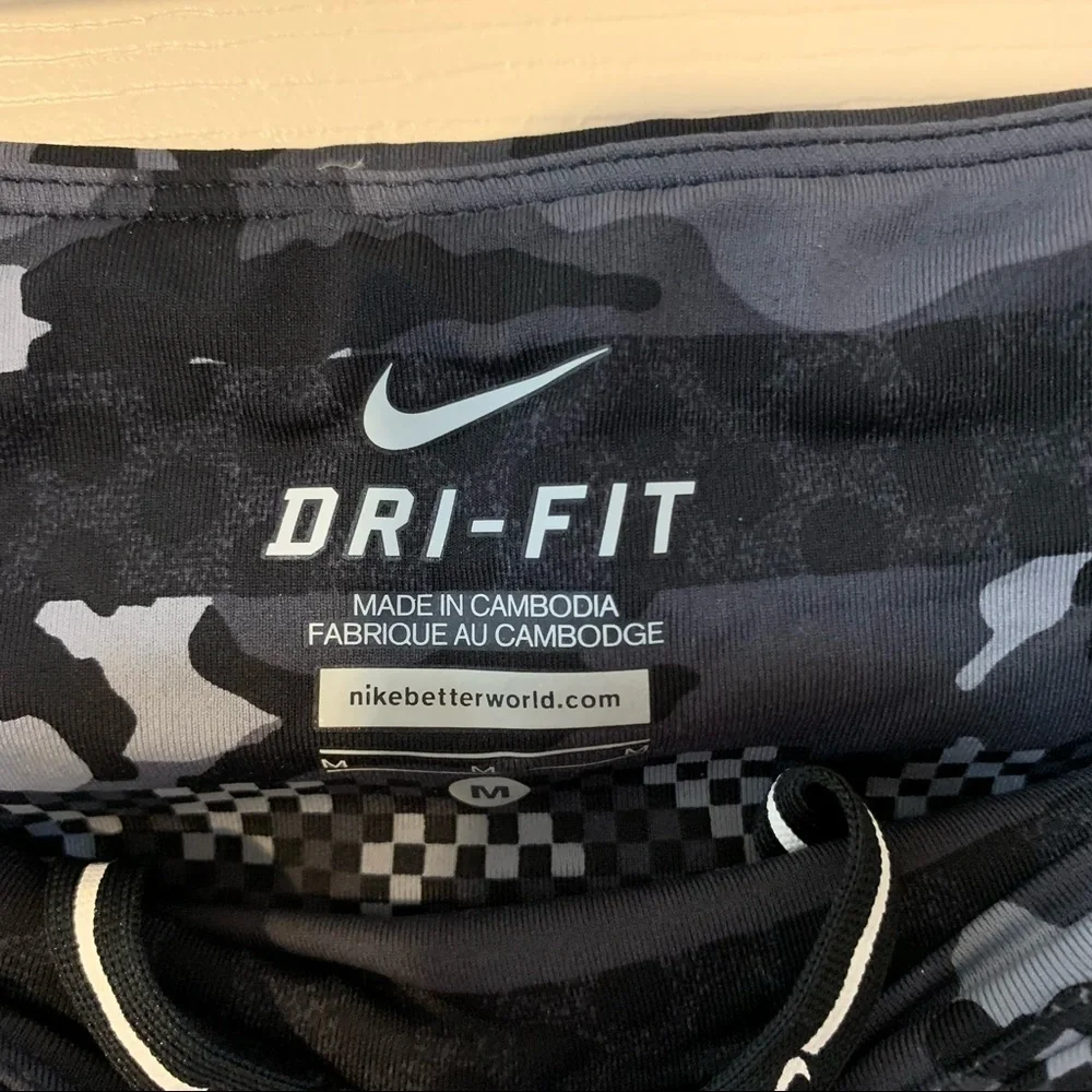 NWOT Nike Epic Lux Clash Dri-fit Running Tights